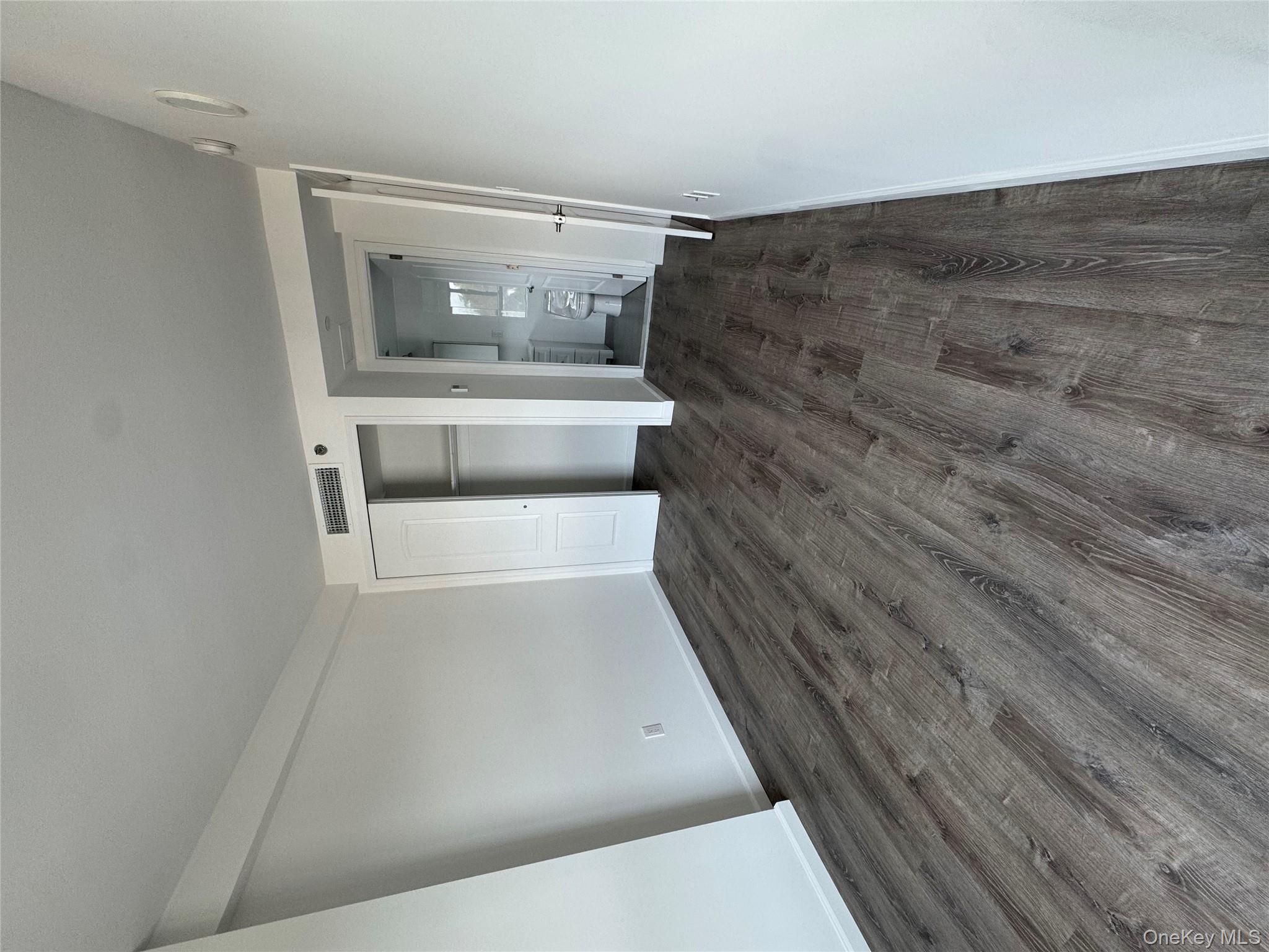 #7 photo, 214-10 15 Avenue, Bayside , NY 11360