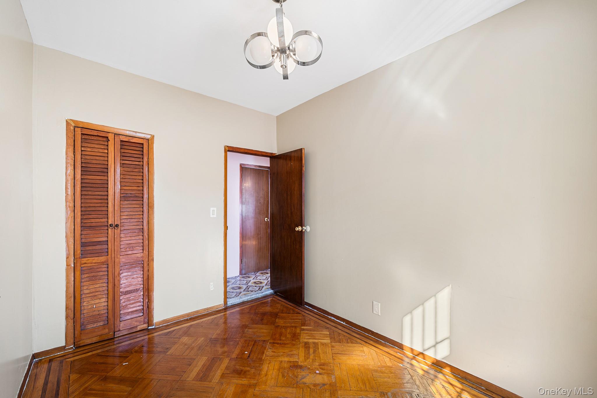 #17 photo, 6613 10th Avenue, Brooklyn , NY 11219