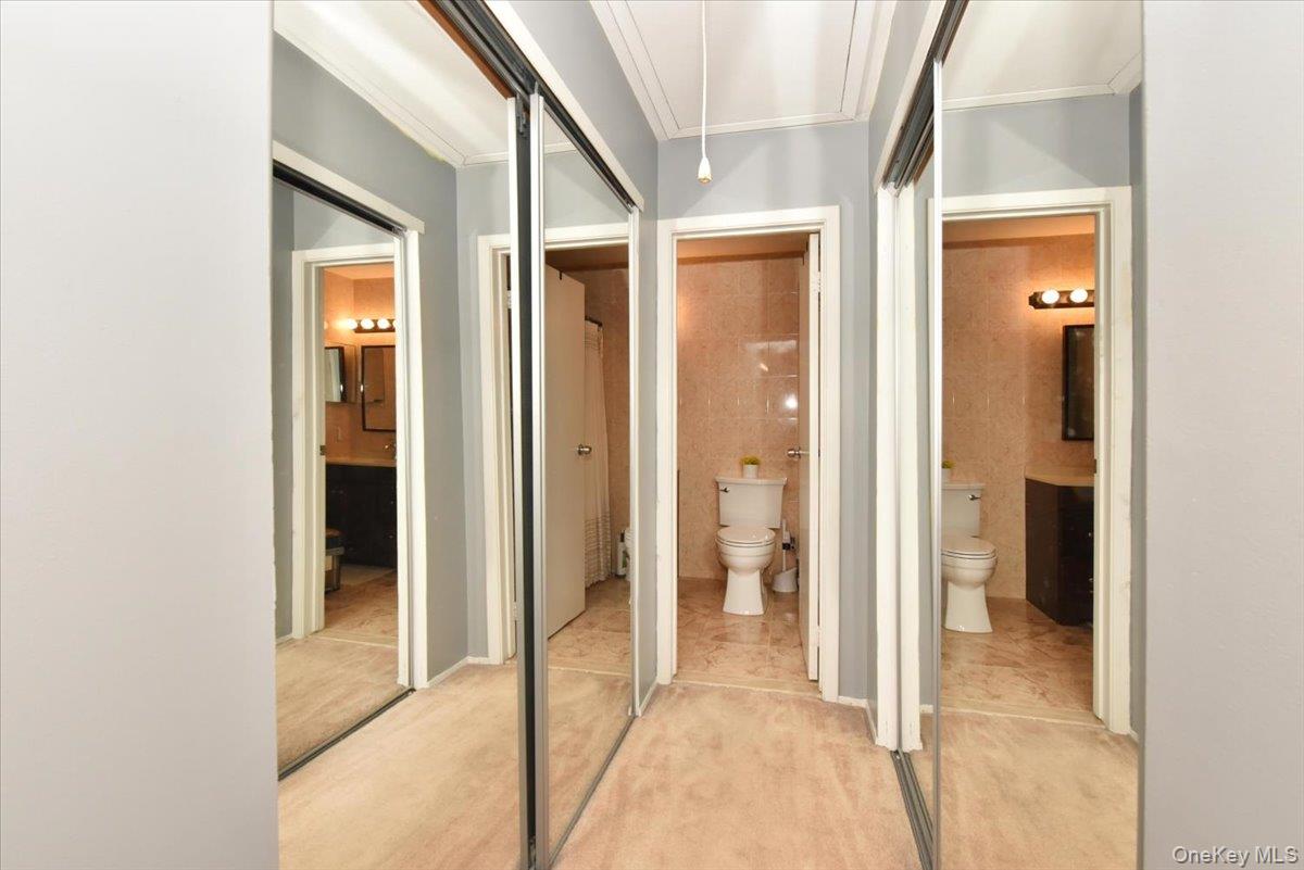 #16 photo, 615 Broadway, Amityville , NY 11701