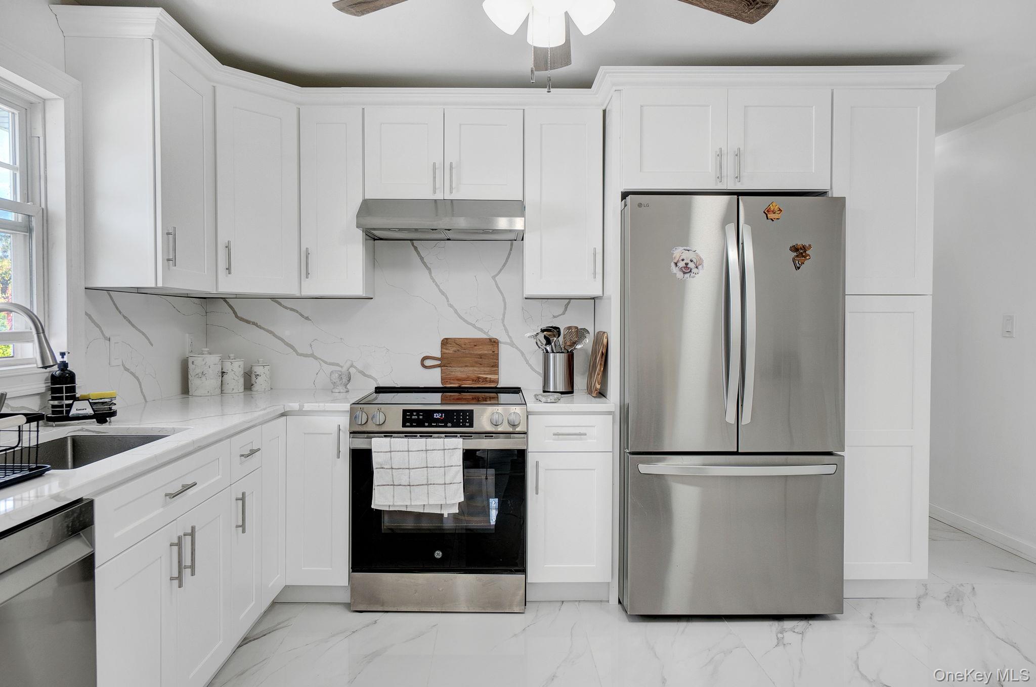 #12 photo, 61 S Merrick Road, Massapequa , NY 11758