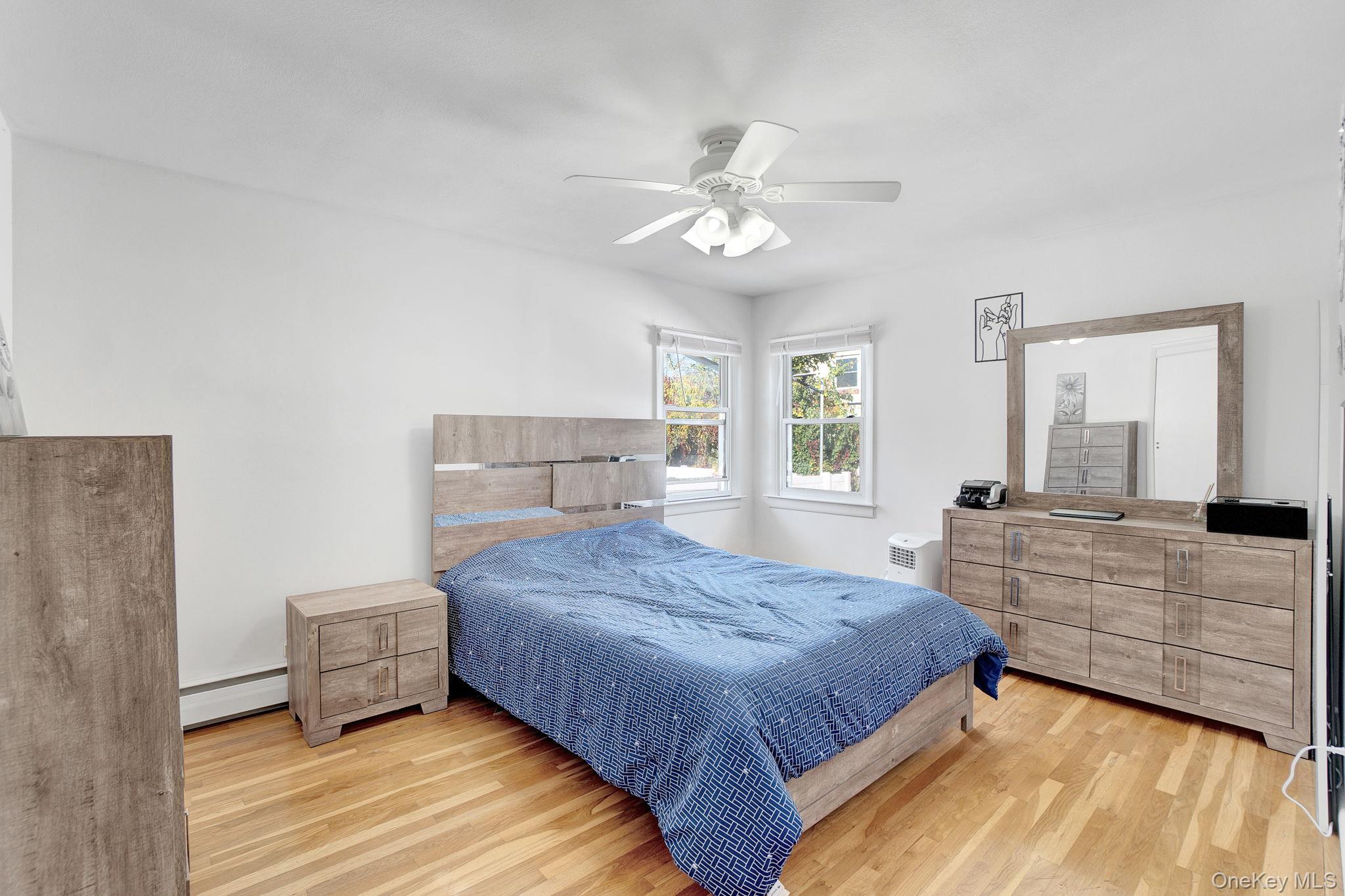 #17 photo, 61 S Merrick Road, Massapequa , NY 11758