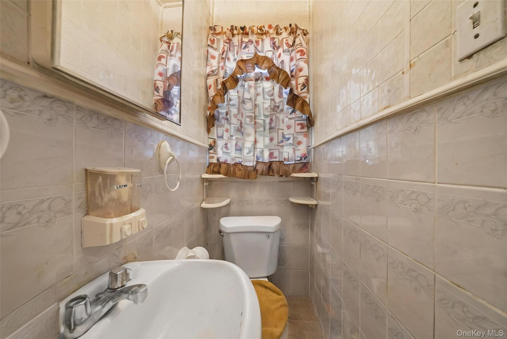 #16 photo, 11640 221st Street, Cambria Heights , NY 11411