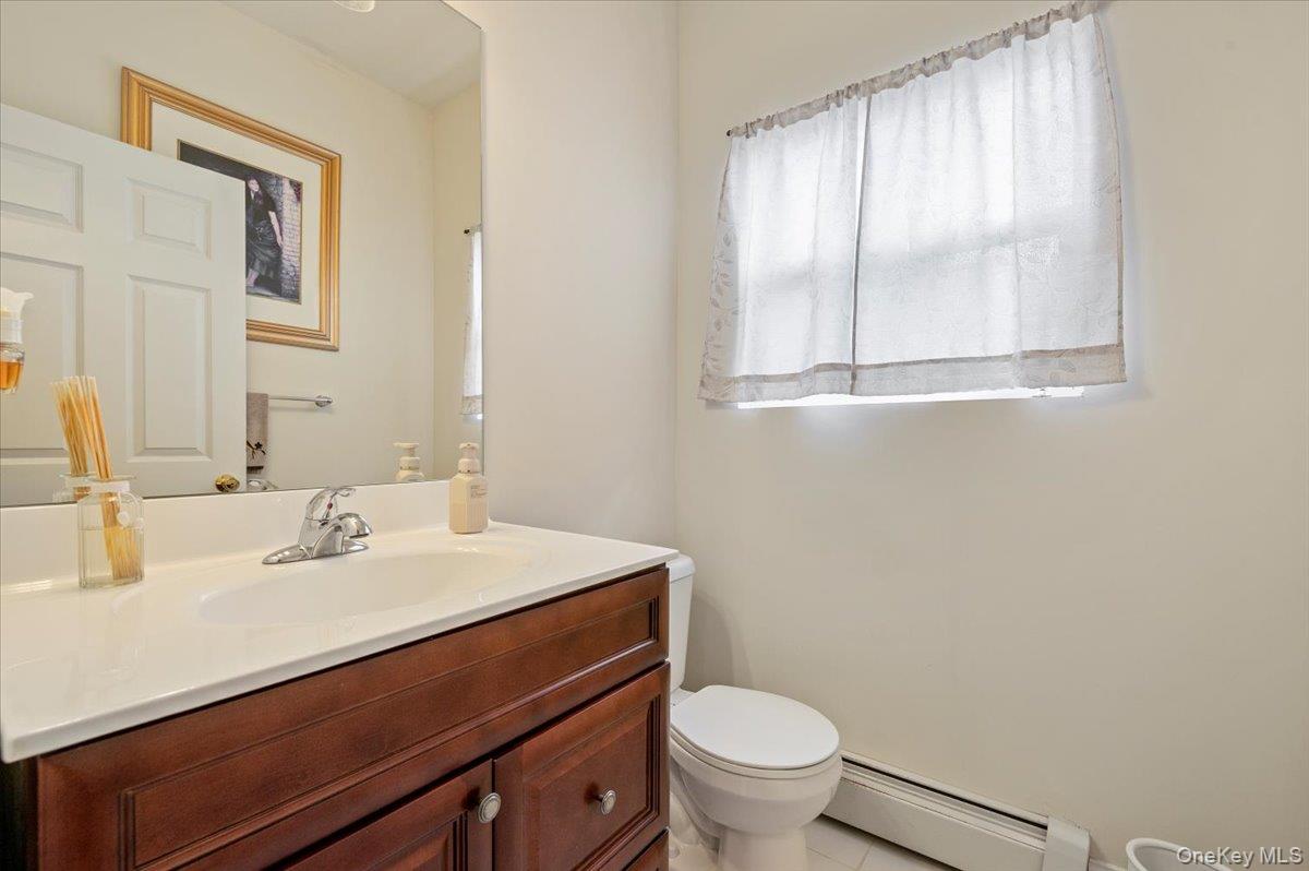 #7 photo, 64 E Margin Road, Ridge , NY 11961