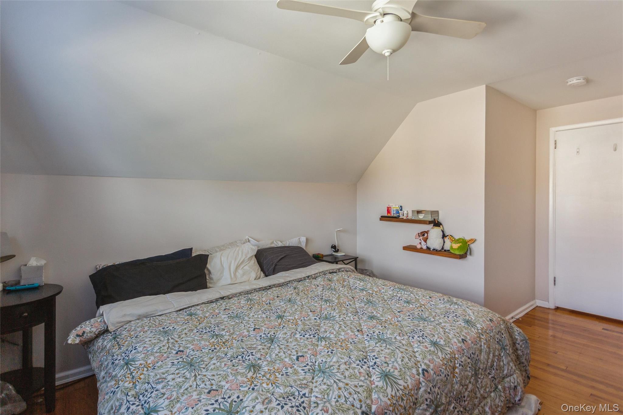 #15 photo, 1531 Merrick Avenue, Merrick , NY 11566