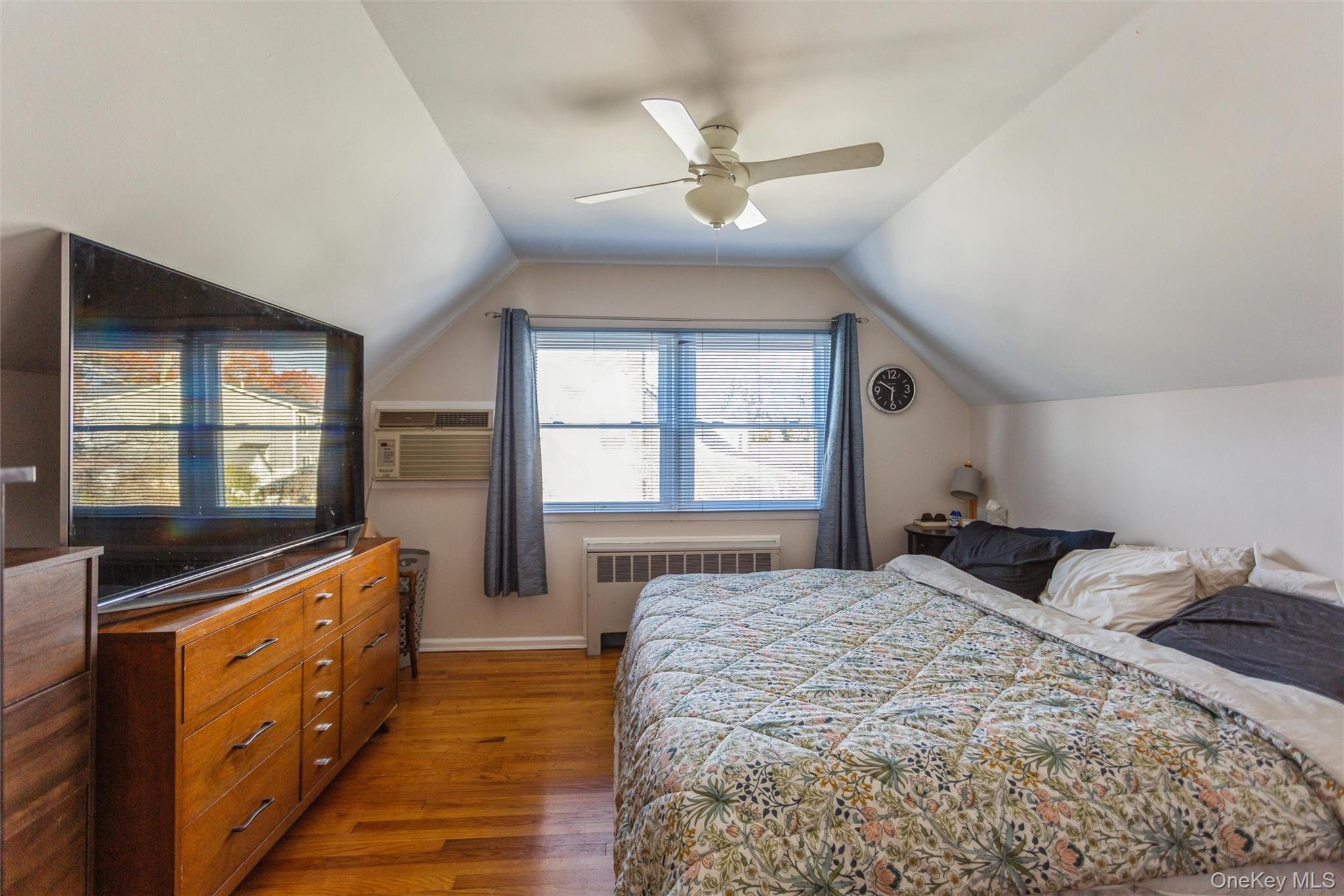 #17 photo, 1531 Merrick Avenue, Merrick , NY 11566