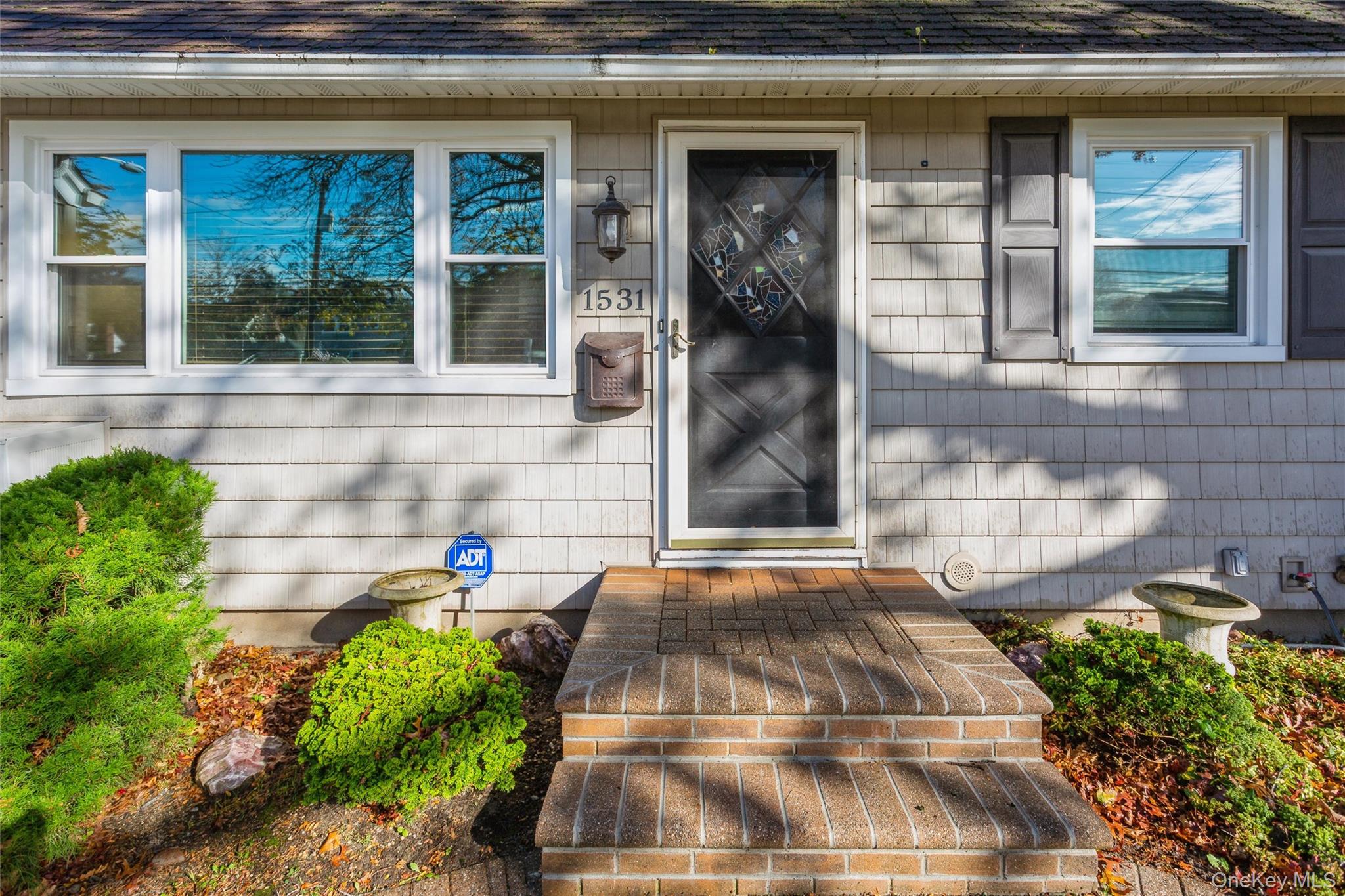 #4 photo, 1531 Merrick Avenue, Merrick , NY 11566