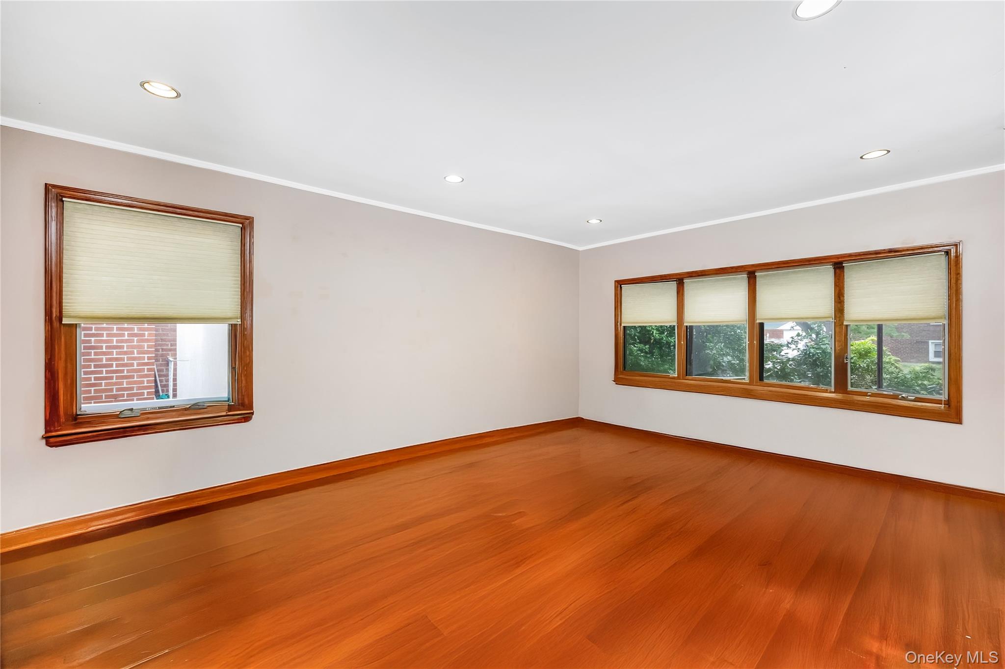 #3 photo, 6532 170th Street, Fresh Meadows , NY 11365