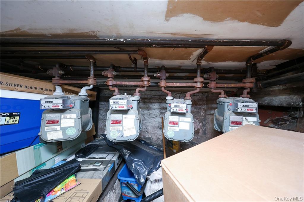 #14 photo, 5813 4th Avenue, Brooklyn , NY 11220