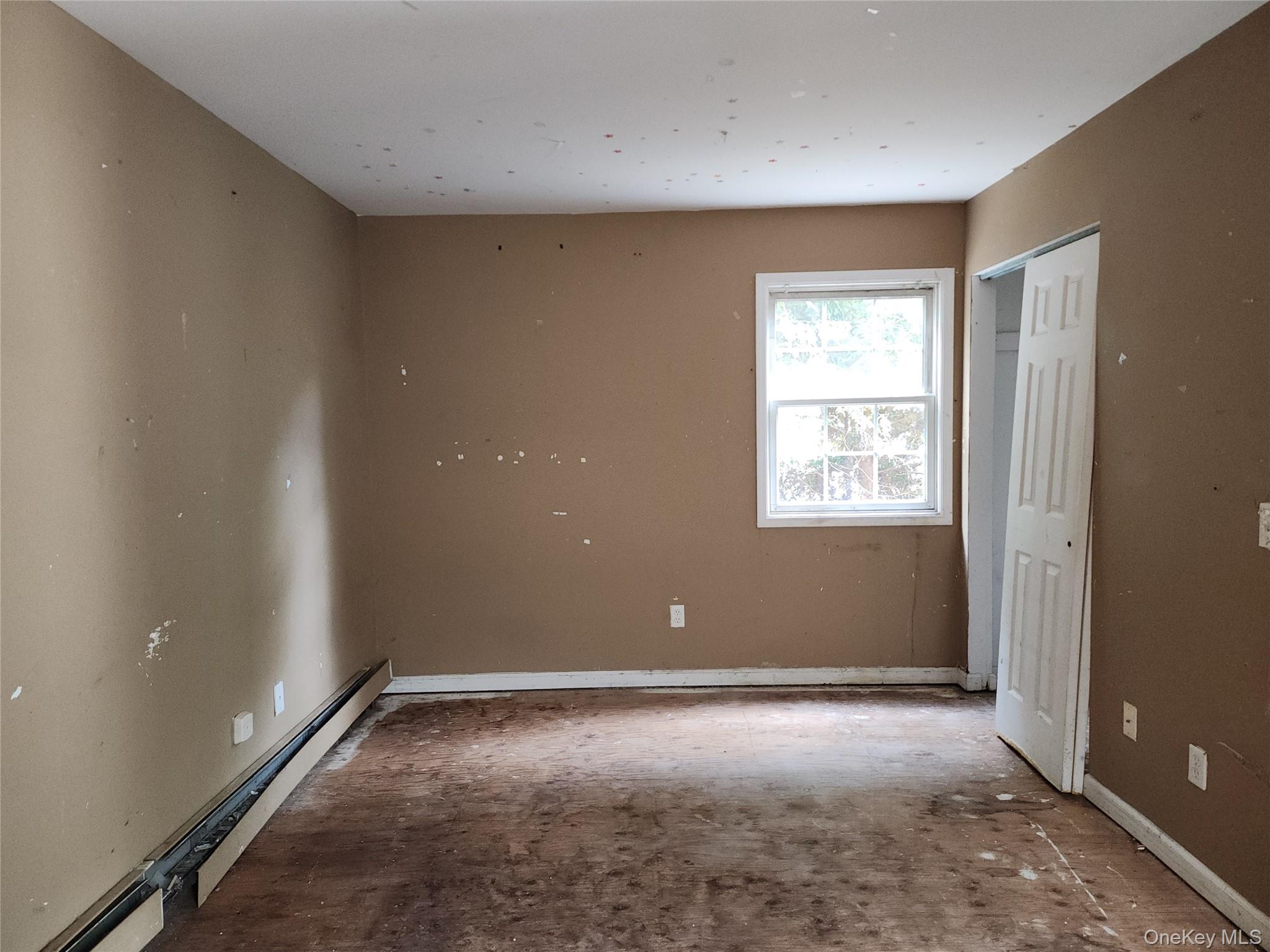 #10 photo, 33 Wood Avenue, Mastic , NY 11950