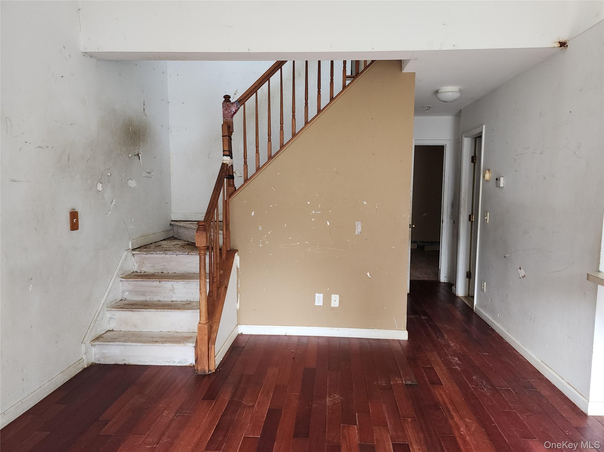 #3 photo, 33 Wood Avenue, Mastic , NY 11950