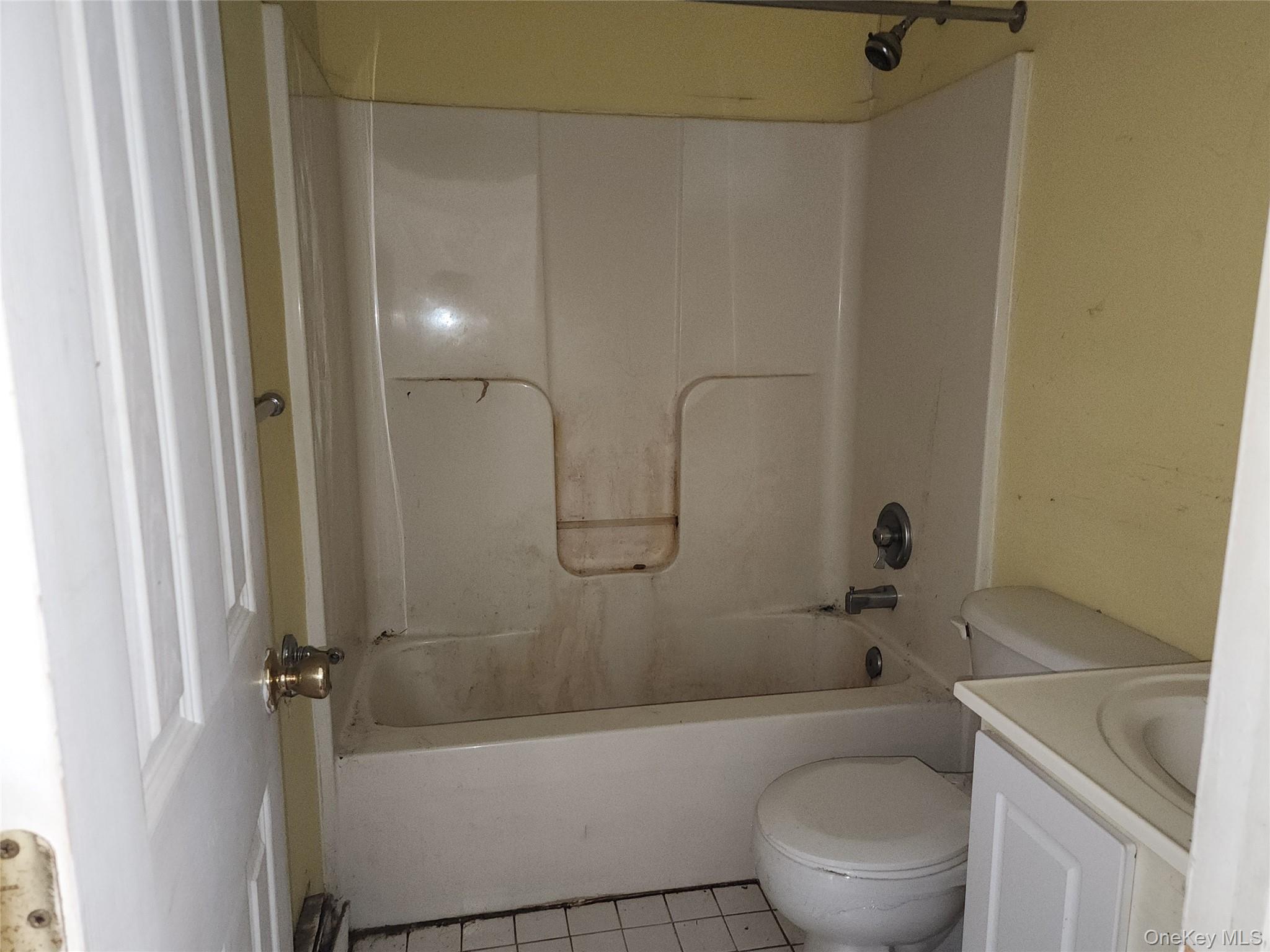 #7 photo, 33 Wood Avenue, Mastic , NY 11950