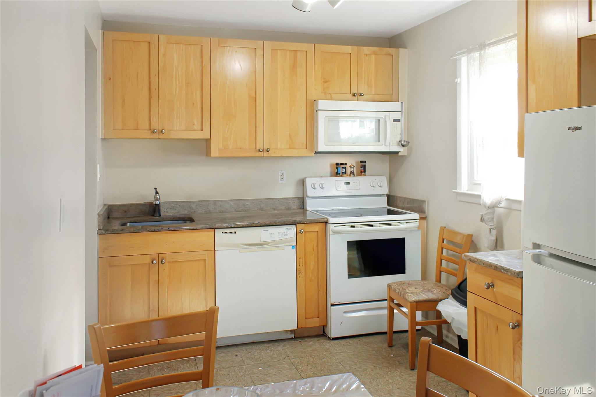 #12 photo, 234 Nassau Boulevard, Garden City , NY 11530