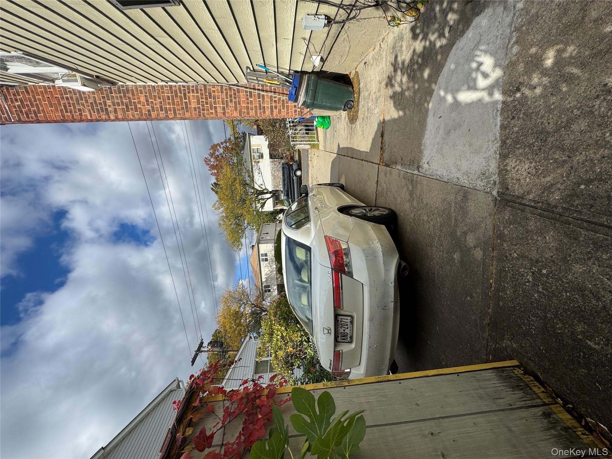 #6 photo, 76-04 167 Street, Fresh Meadows , NY 11366