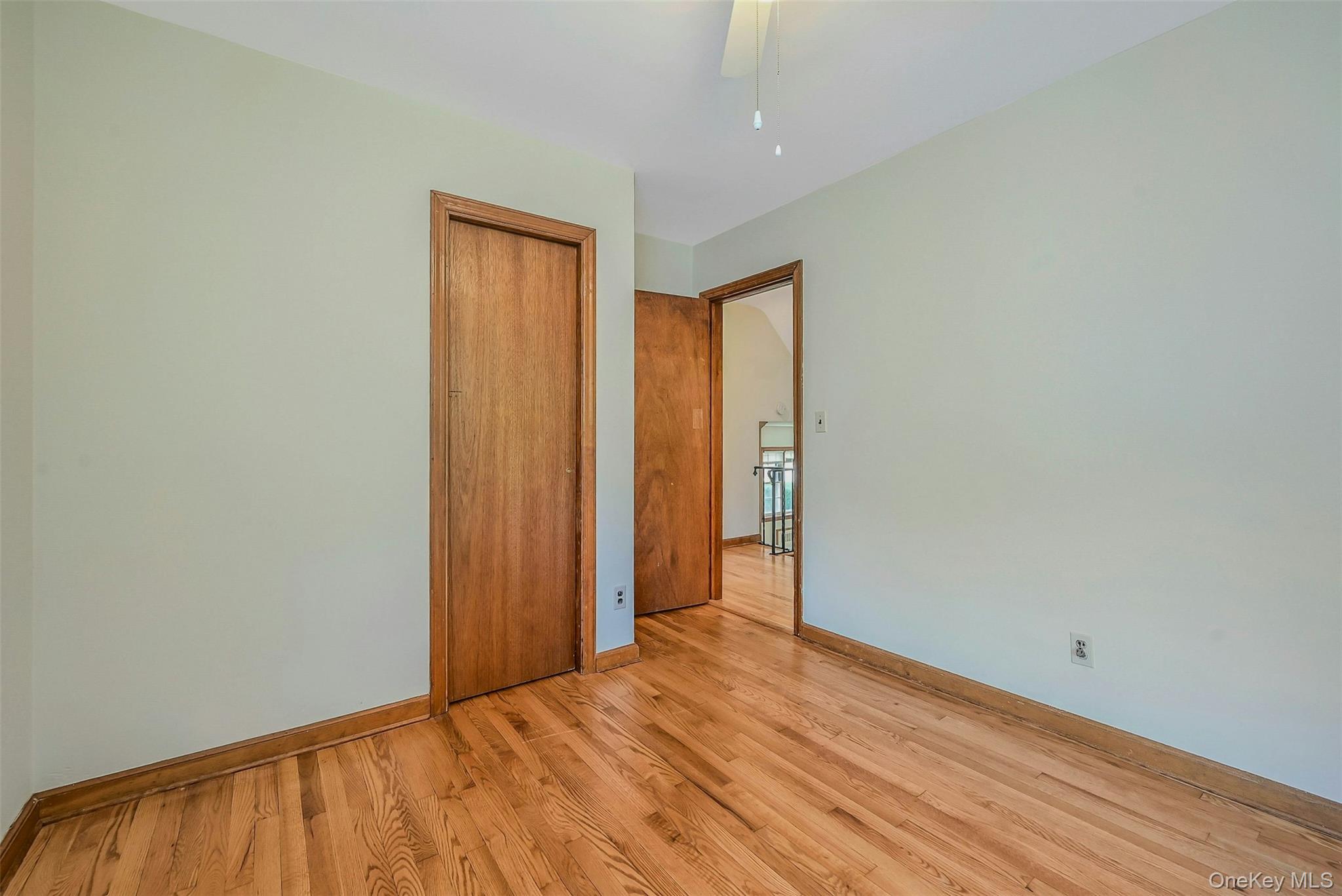 #18 photo, 33 Chestnut Street, Huntington , NY 11743