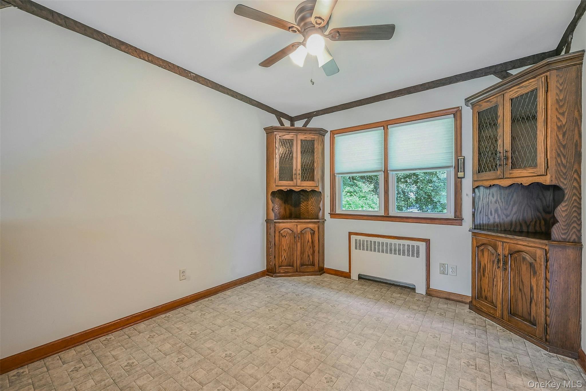 #7 photo, 33 Chestnut Street, Huntington , NY 11743