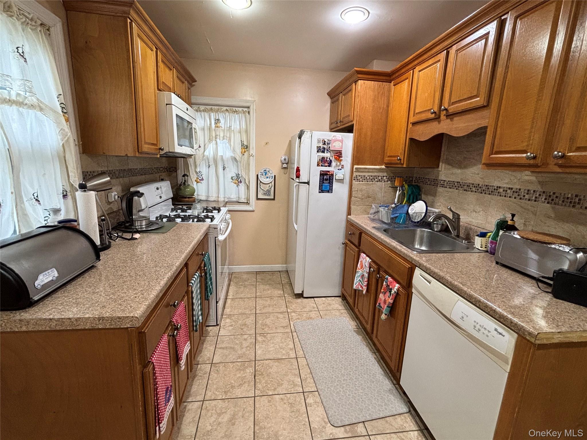 #19 photo, 107-09 221st Street, Queens Village , NY 11429