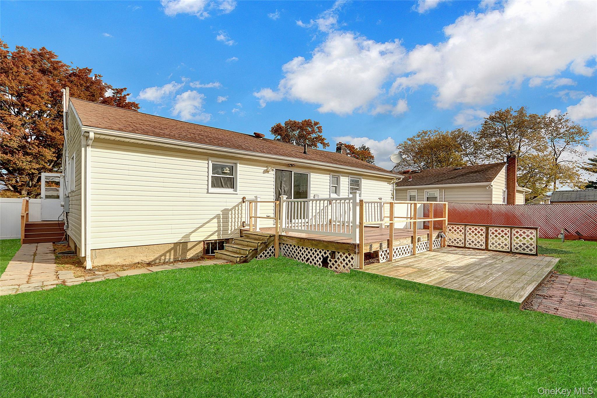 #16 photo, 236 Boundary Avenue, Massapequa , NY 11758