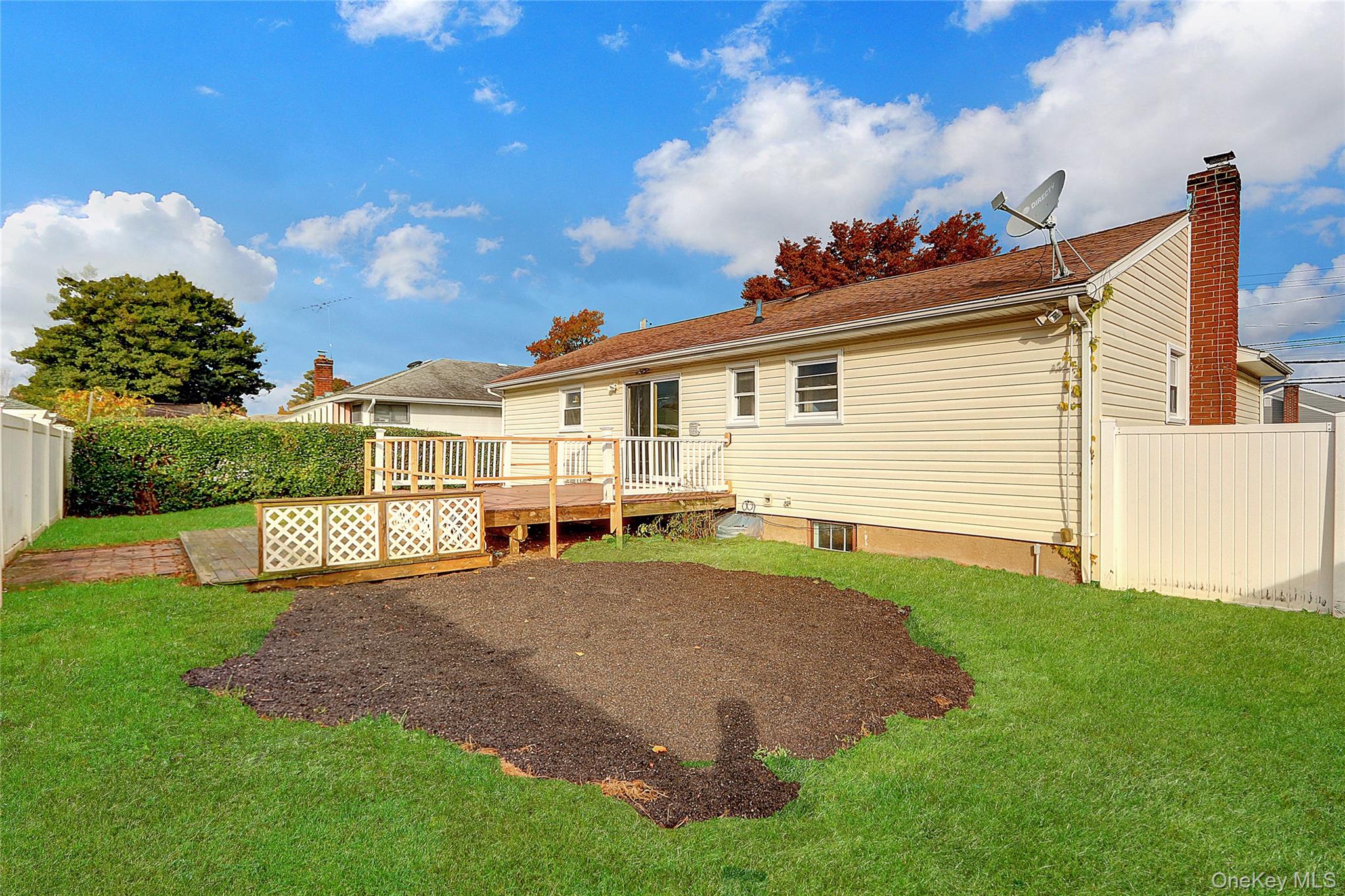 #17 photo, 236 Boundary Avenue, Massapequa , NY 11758