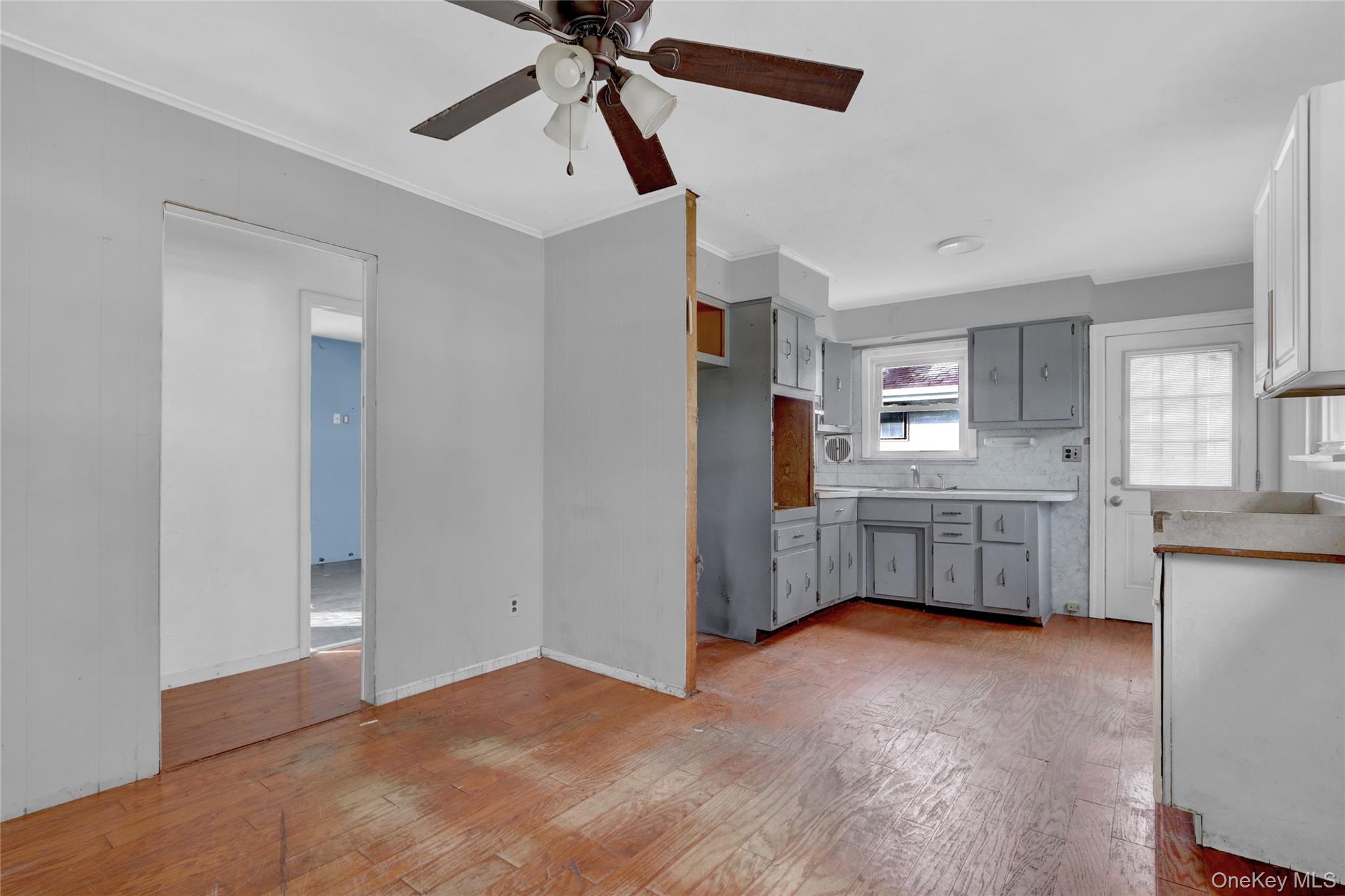 #2 photo, 236 Boundary Avenue, Massapequa , NY 11758