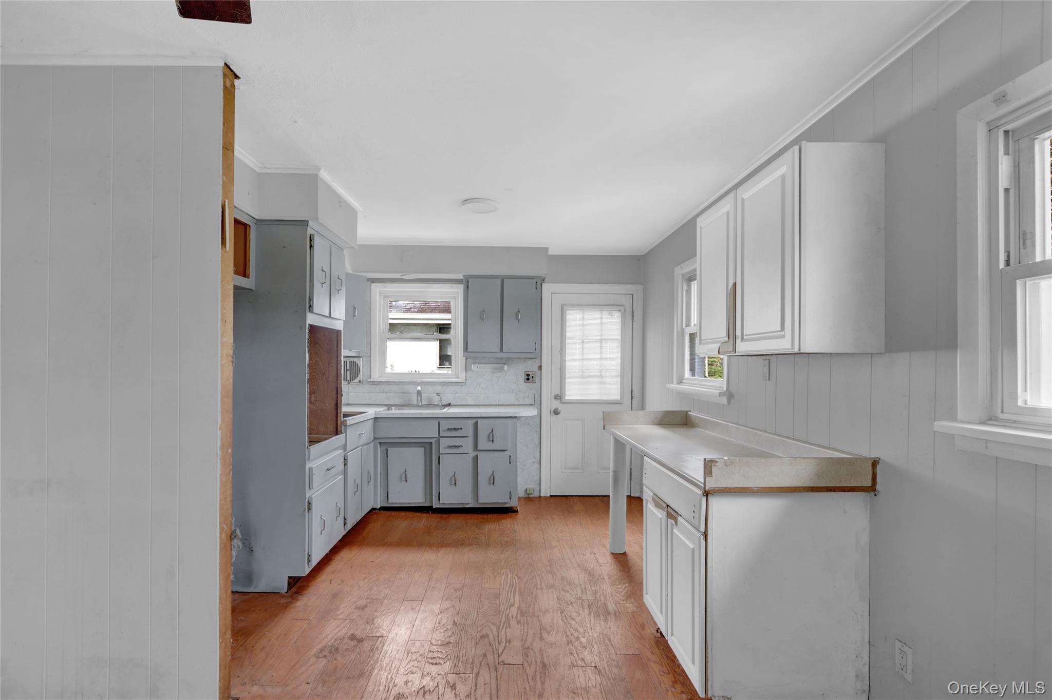 #3 photo, 236 Boundary Avenue, Massapequa , NY 11758