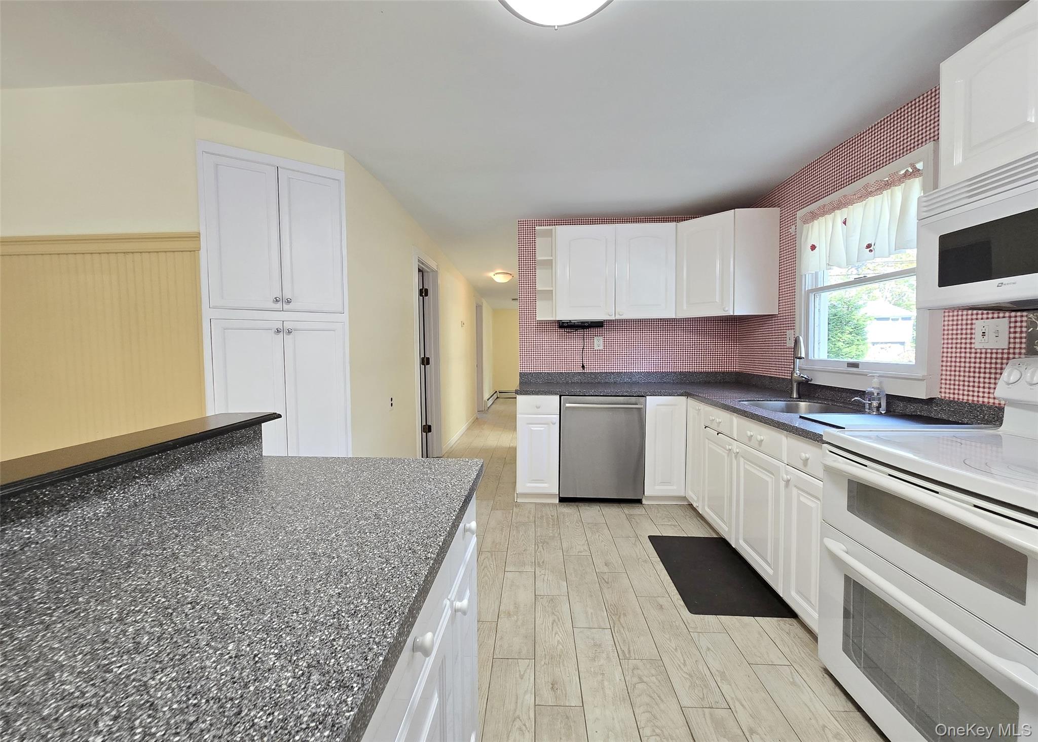 #10 photo, 170 Forge Road, Calverton , NY 11933