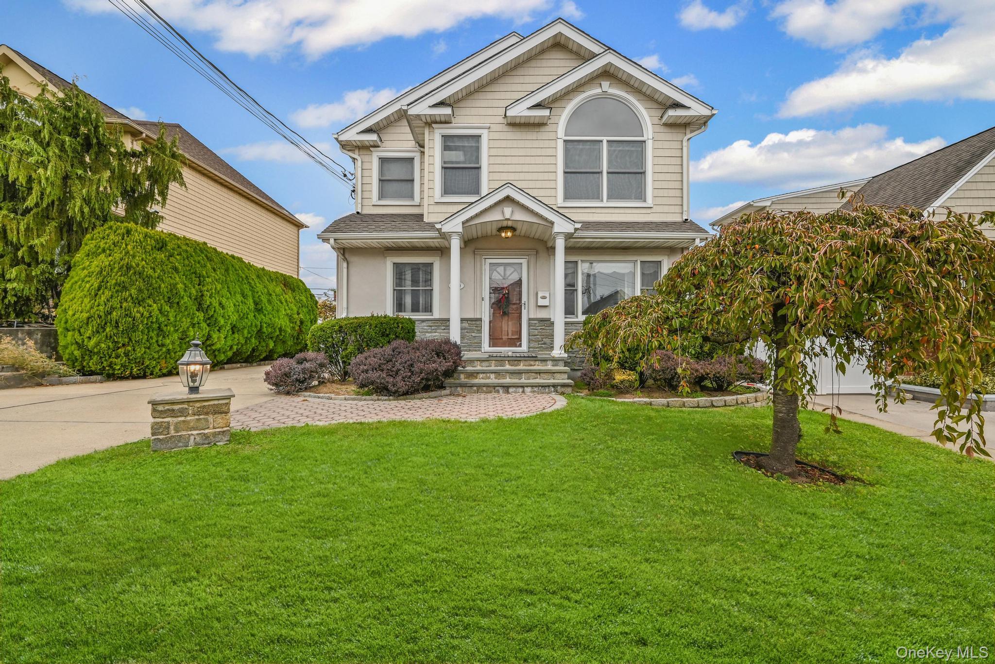 #1 photo, 850 First Avenue, Franklin Square , NY 11010