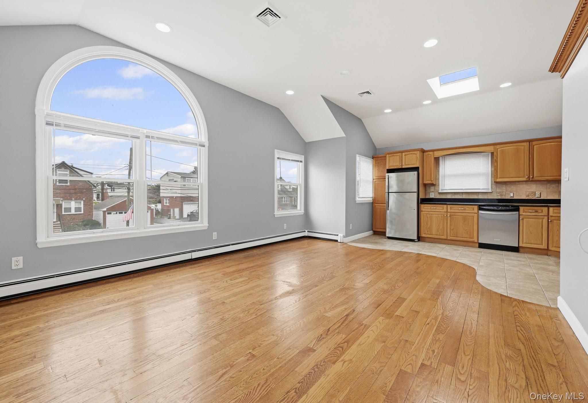 #11 photo, 850 First Avenue, Franklin Square , NY 11010