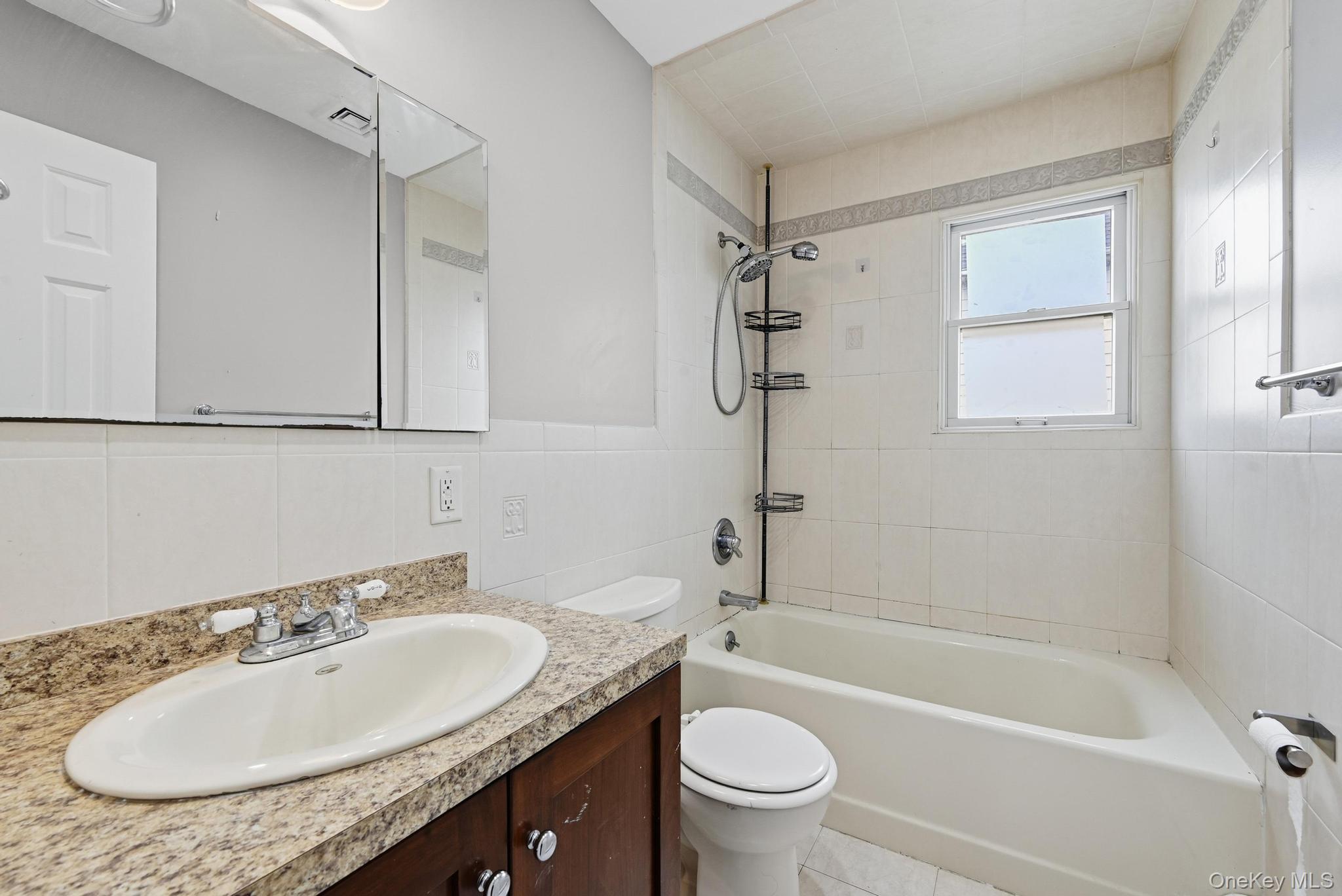 #16 photo, 850 First Avenue, Franklin Square , NY 11010