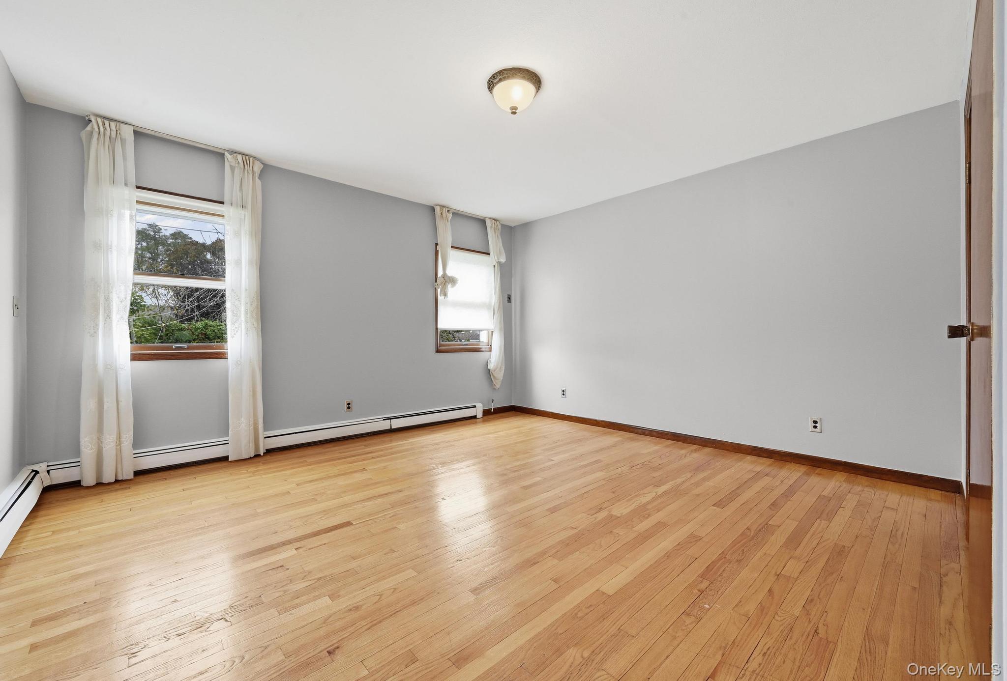 #8 photo, 850 First Avenue, Franklin Square , NY 11010