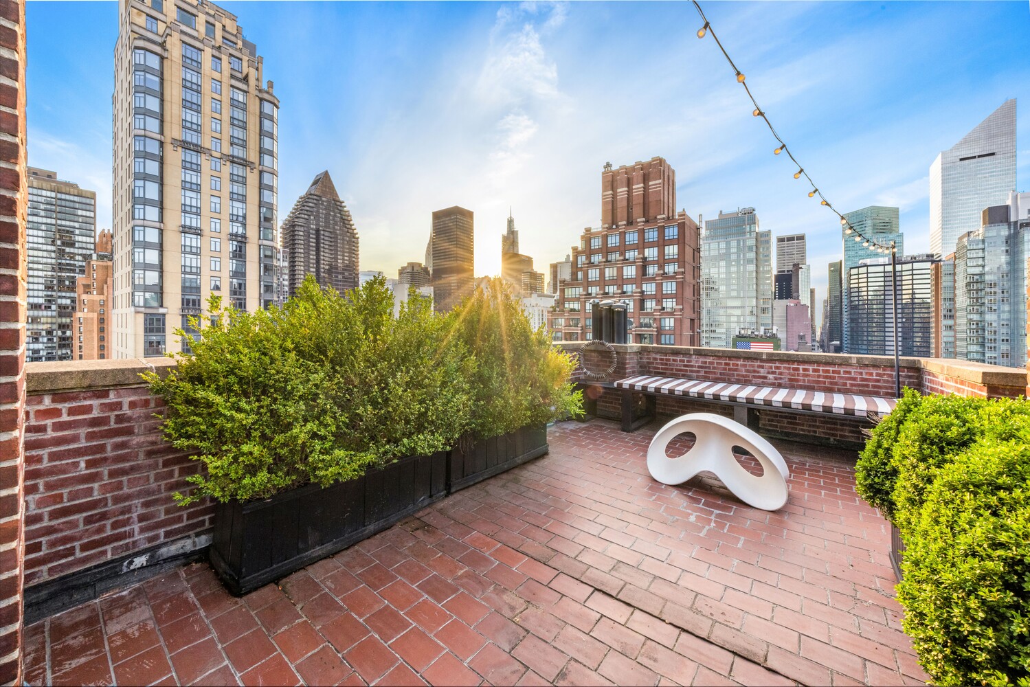 #21 photo, 400 E 52ND Street, Beekman , NY 10022