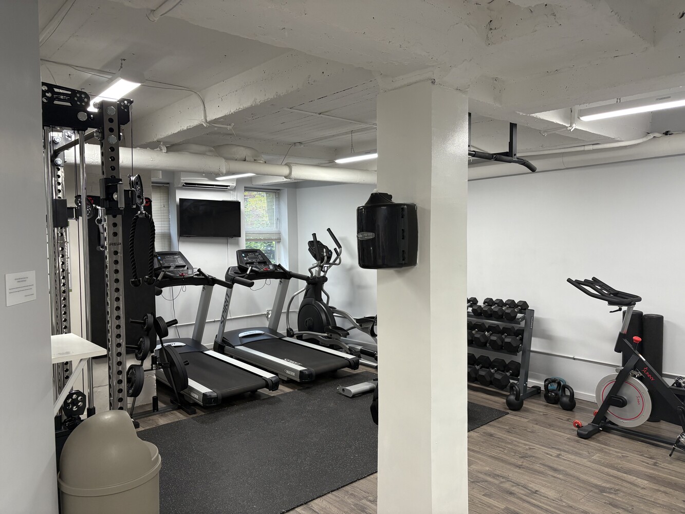 #21 photo, 616 E 18TH Street, Ditmas Park , NY 11226