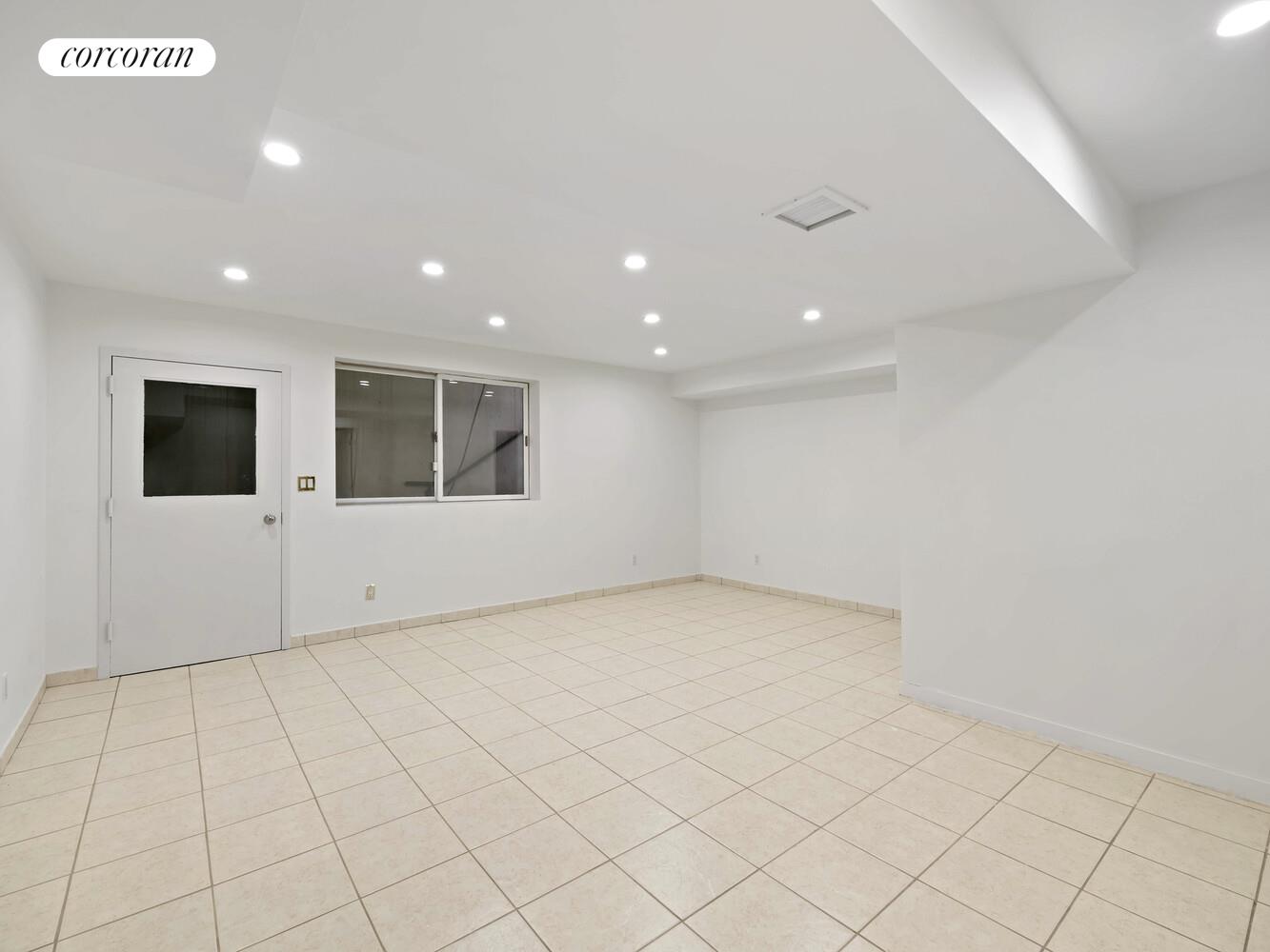 #21 photo, 230A 7TH Street, Gowanus , NY 11215