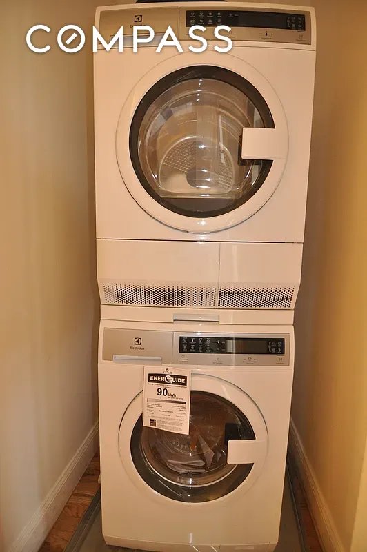 #7 photo, 135 W 136th Street, Central Harlem , NY 10030