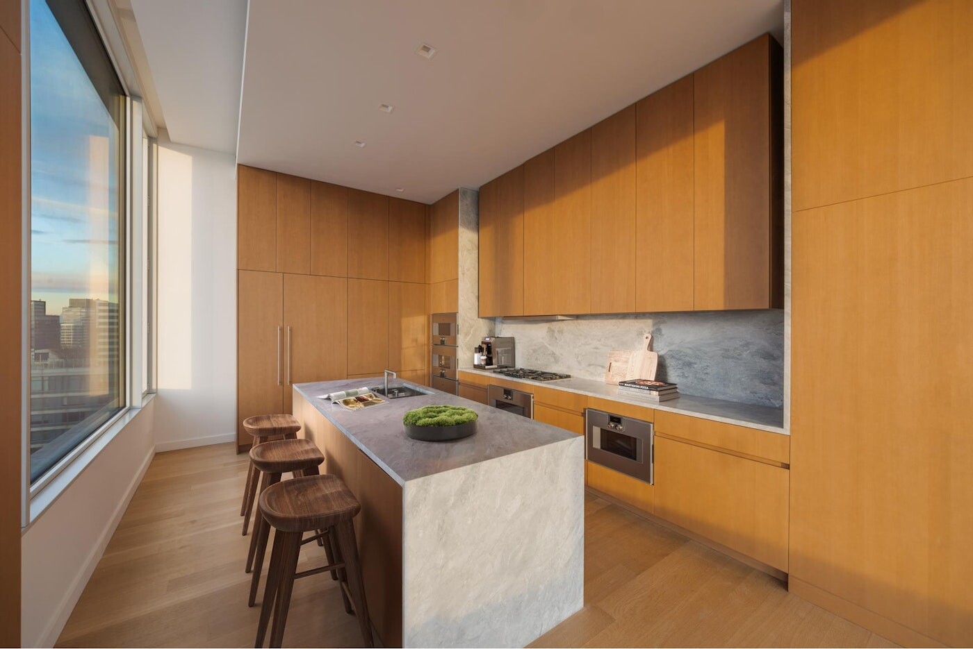 #11 photo, 611 W 56TH Street, Hells Kitchen , NY 10019