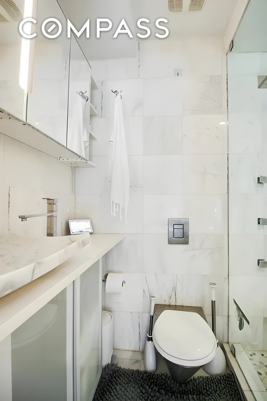 #12 photo, New York City, Chelsea , NY 10011