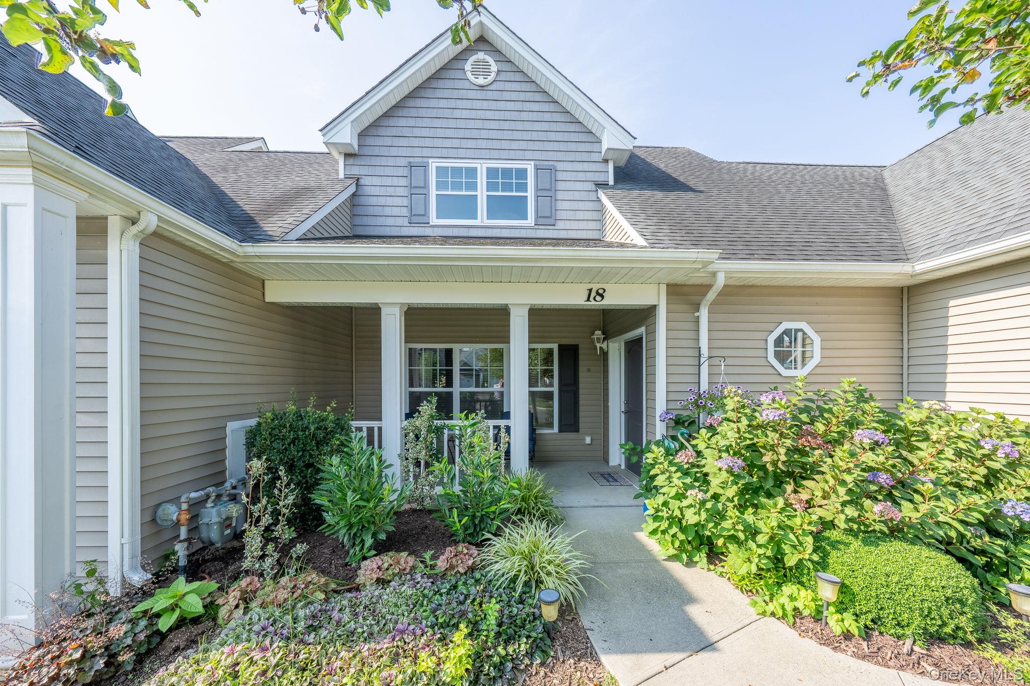 #1 photo, 18 Kennsington Court, Riverhead , NY 11901