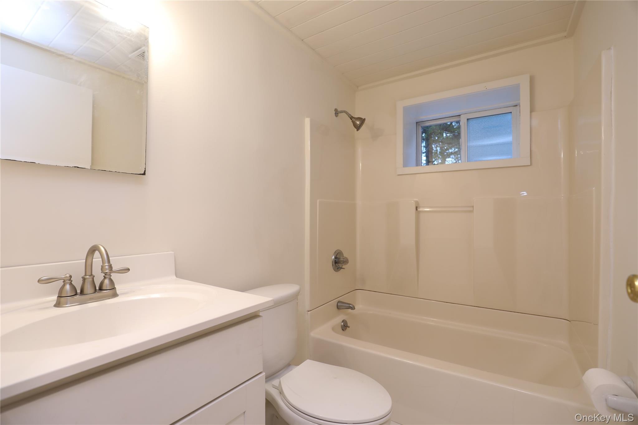 #11 photo, 3191 State Route 23, Hillsdale , NY 12529