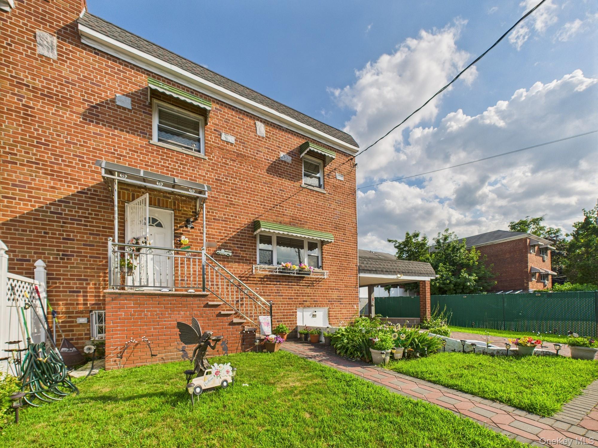 #2 photo, 2866 Dewey Avenue, Bronx , NY 10465