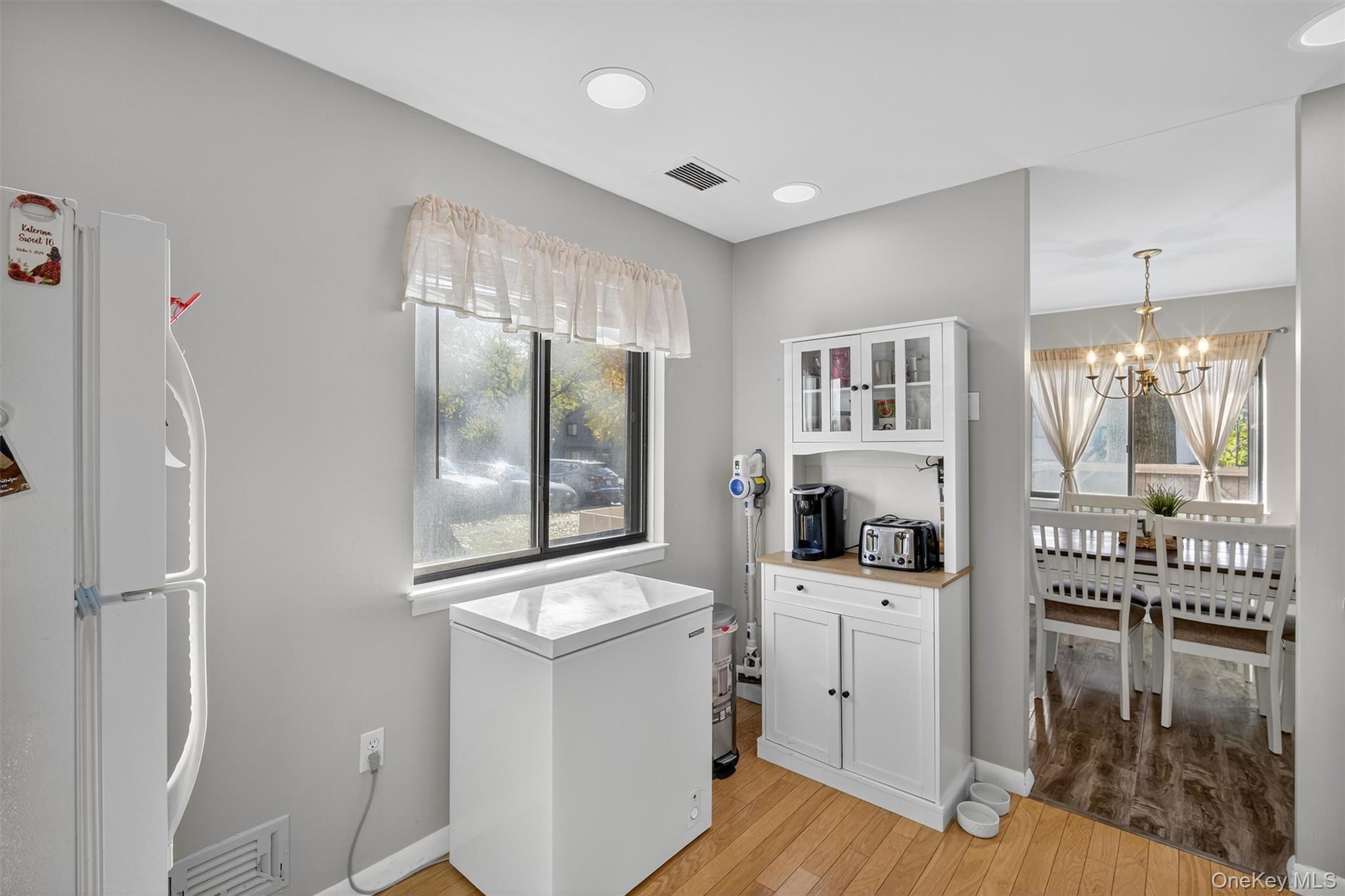 #7 photo, 2203 Mulberry Court, Poughkeepsie , NY 12603