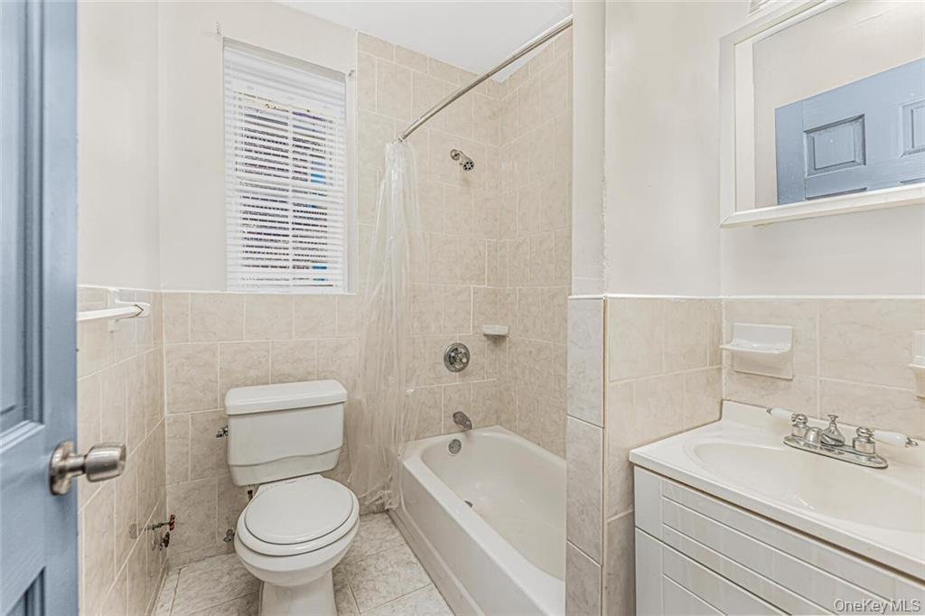 #14 photo, 759 E 218th, Bronx , NY 10467