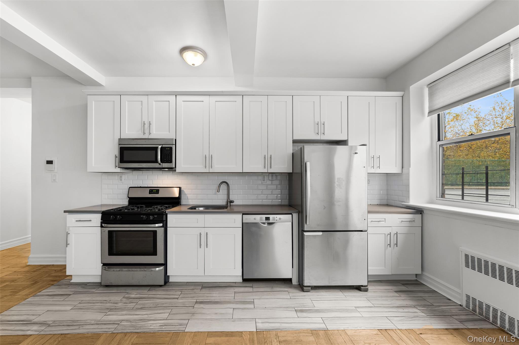 #6 photo, 3850 Hudson Manor Terrace, Bronx , NY 10463