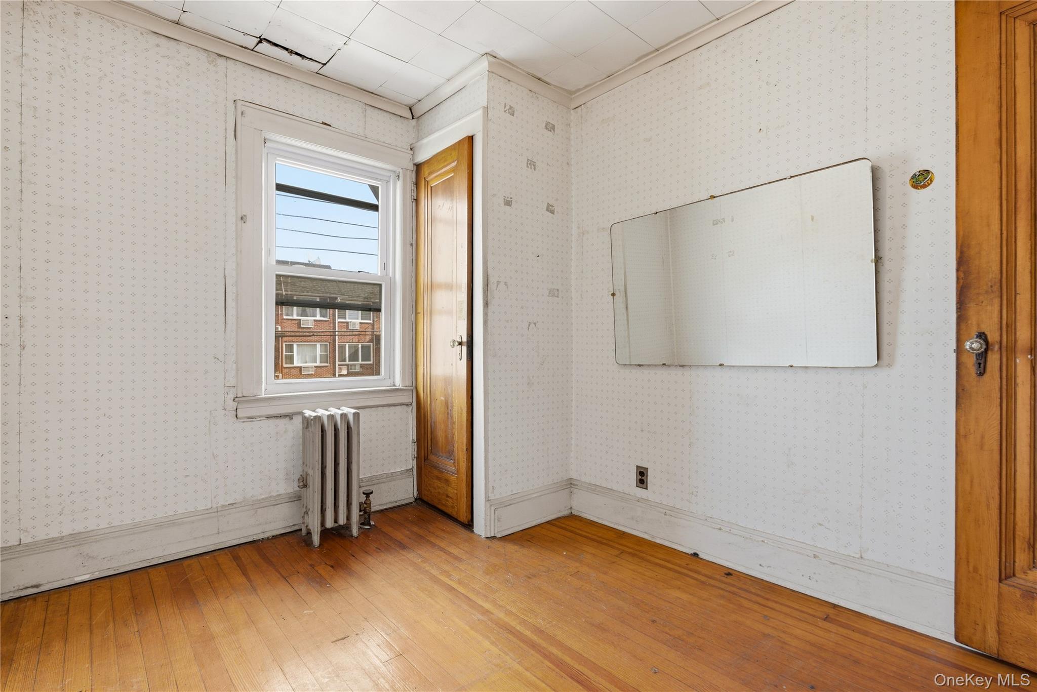 #13 photo, 61-24 65th Street, Middle Village , NY 11379