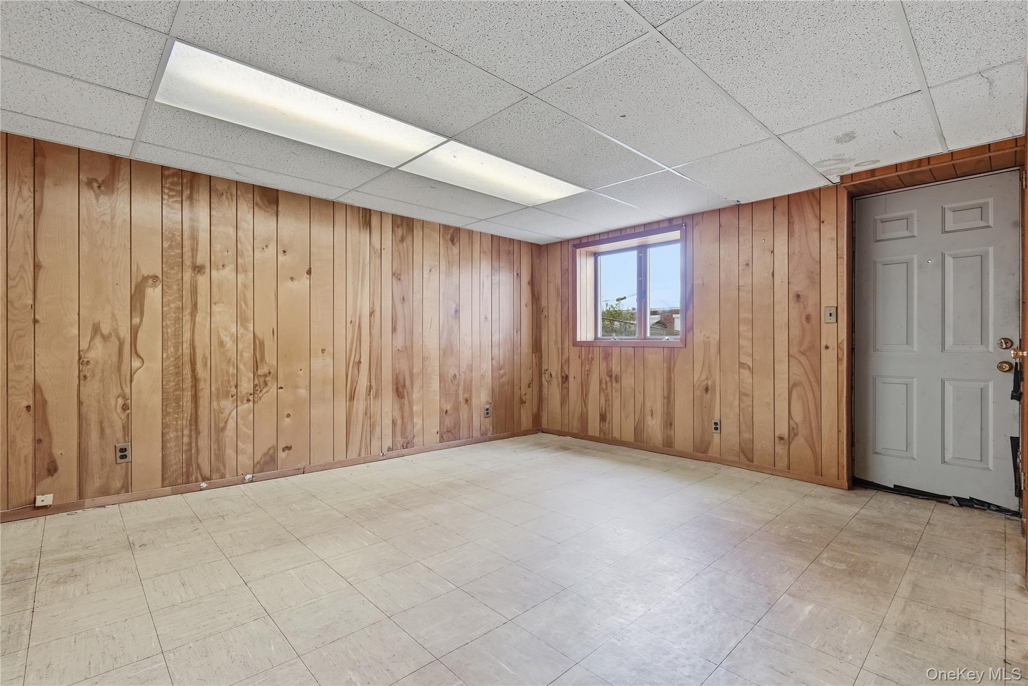 #16 photo, 61-24 65th Street, Middle Village , NY 11379