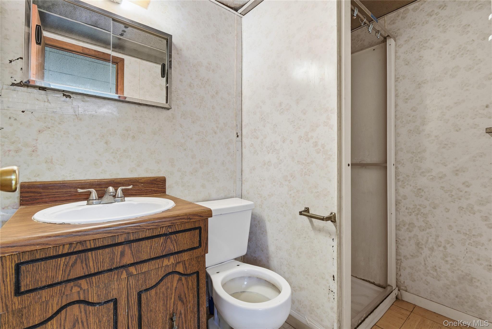 #18 photo, 61-24 65th Street, Middle Village , NY 11379