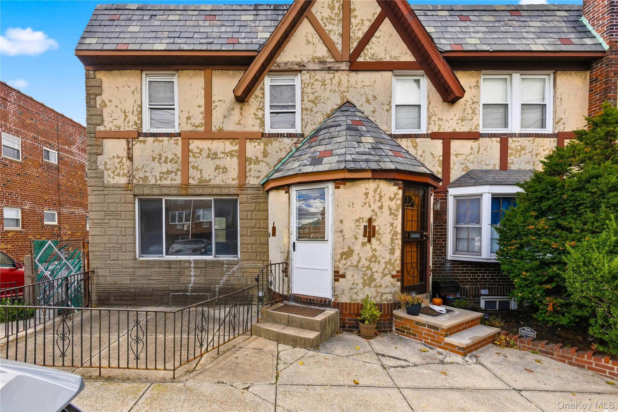 #2 photo, 61-24 65th Street, Middle Village , NY 11379