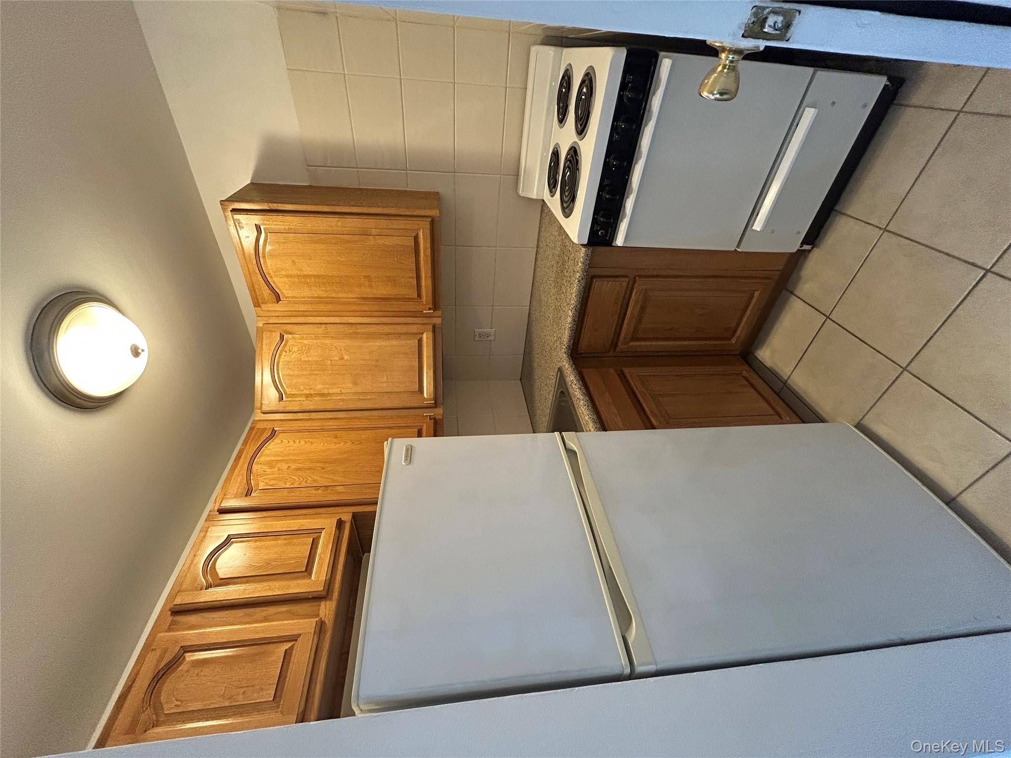 #3 photo, 175B Beach 109th Street, Rockaway Park , NY 11694