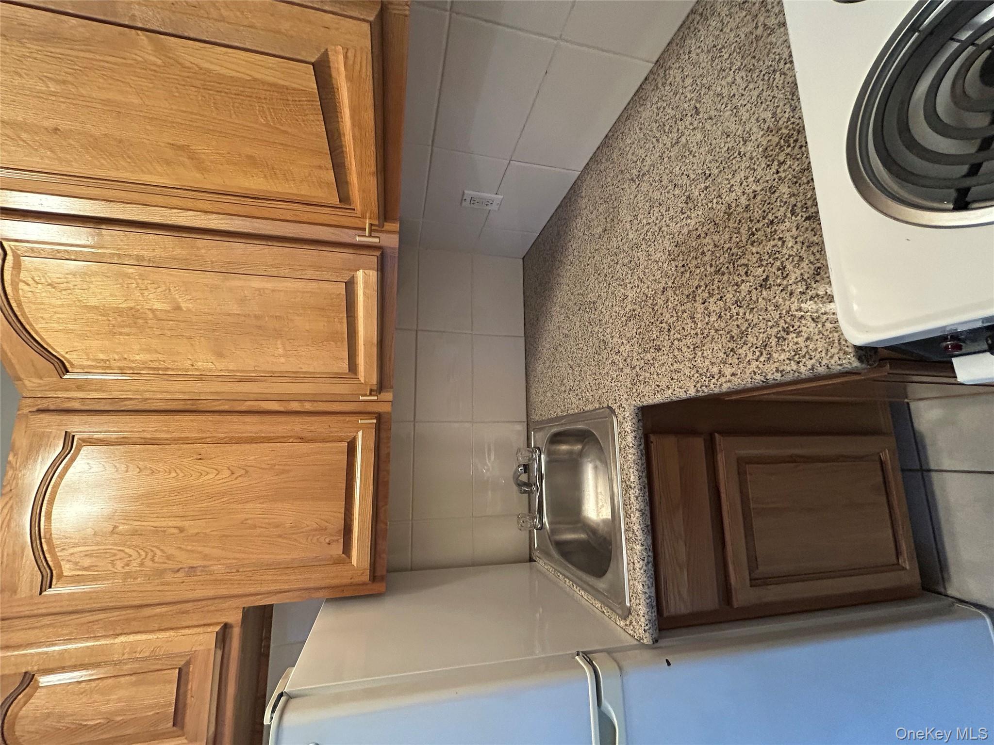 #4 photo, 175B Beach 109th Street, Rockaway Park , NY 11694