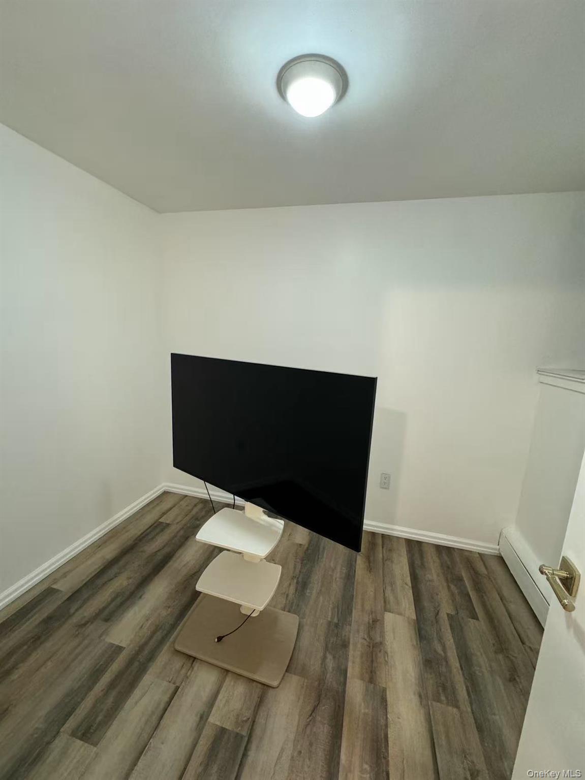 #11 photo, 38-08 147 Street, Flushing , NY 11357