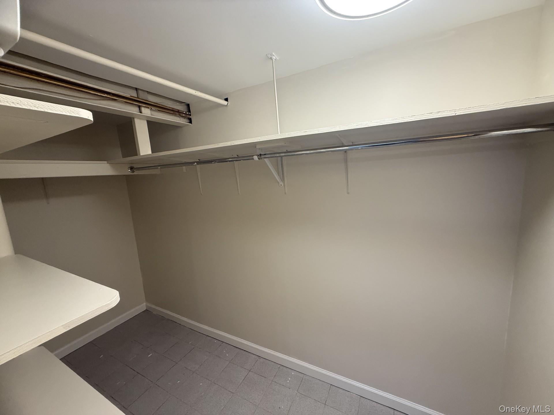 #14 photo, 147 Primrose Drive, New Hyde Park , NY 11040