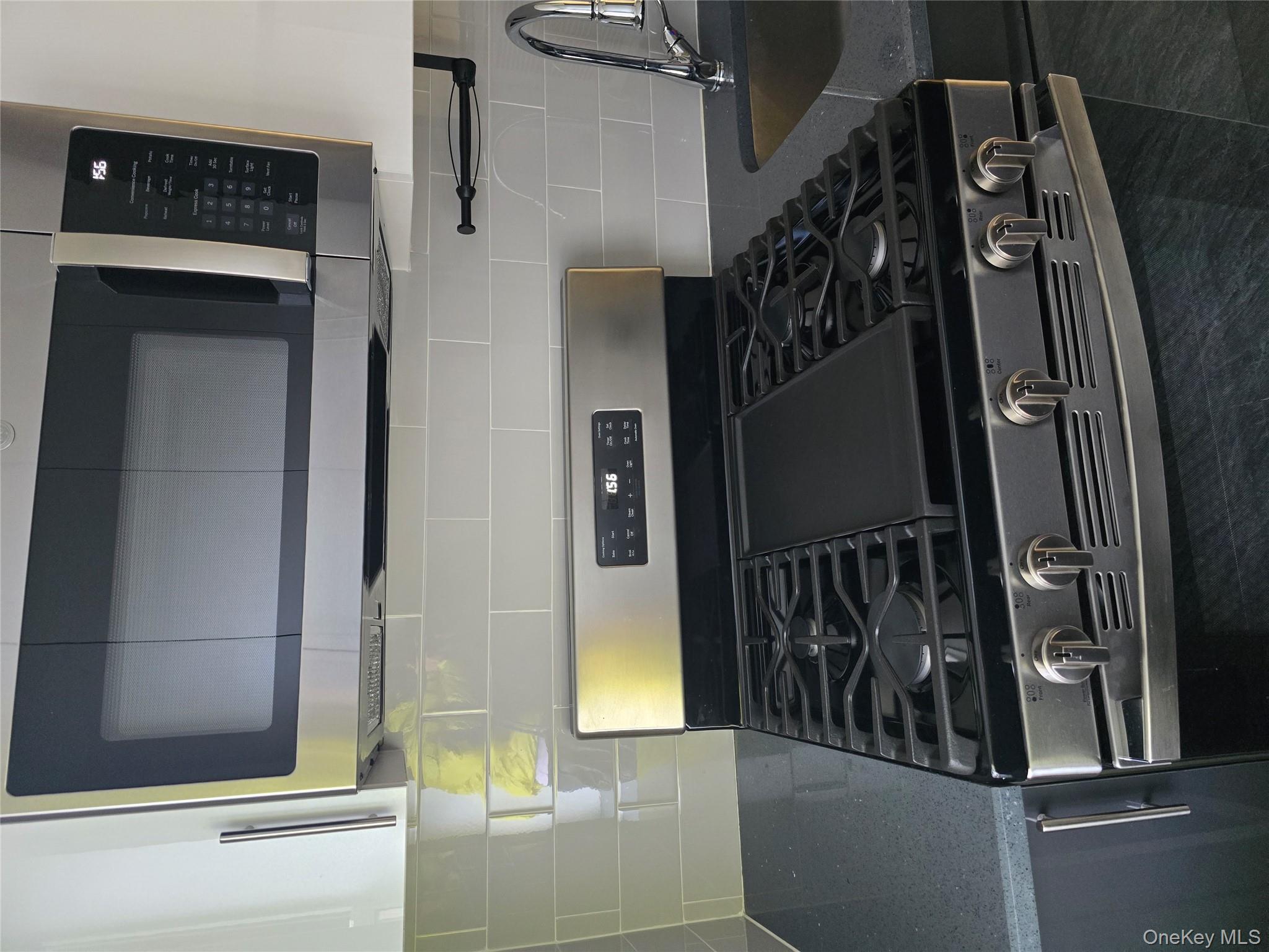 #5 photo, 62-59 108 Street, Forest Hills , NY 11375